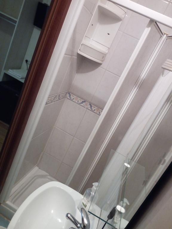 Pension La Principal Torrelavega Bagian luar foto